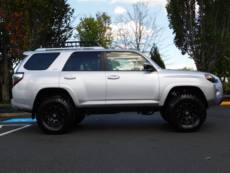 2014 Toyota 4Runner SR5 4X4 / 3RD SEAT / LIFTED LIFTED / LOW MILES   - Photo 4 - Portland, OR 97217