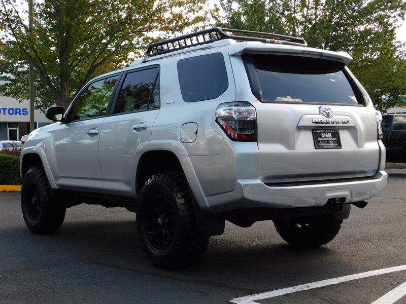 2014 Toyota 4Runner SR5 4X4 / 3RD SEAT / LIFTED LIFTED / LOW MILES   - Photo 7 - Portland, OR 97217