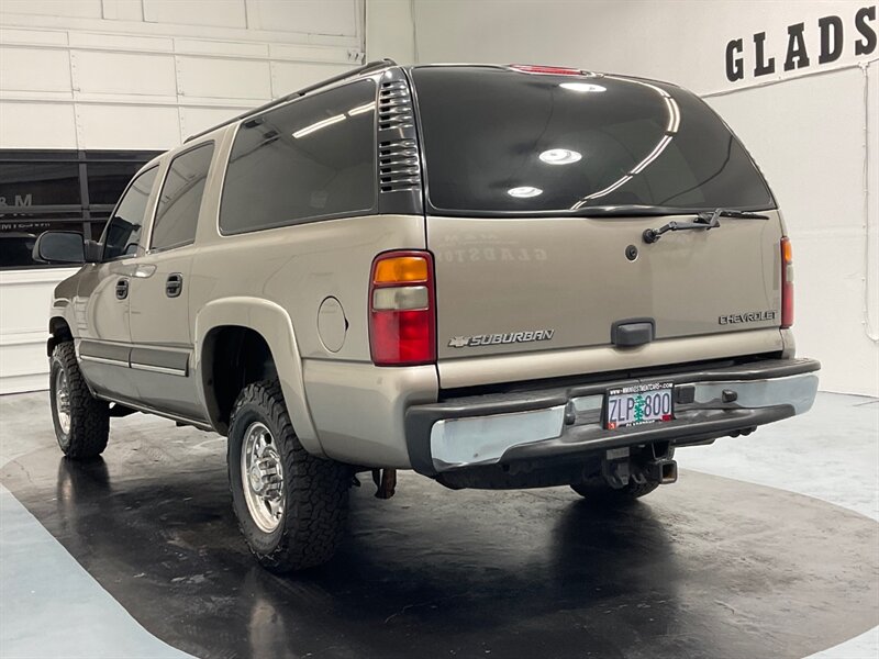 2003 Chevrolet Suburban 2500 LS 4X4 / 8.1L V8 / 3RD ROW / 133K MILES  / LOCAL NO RUST  / BF GOODRICH TIRES - Photo 9 - Gladstone, OR 97027