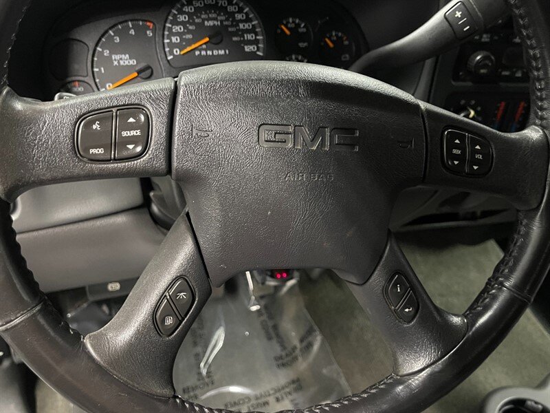 2006 GMC Sierra 2500 SLE 4DR  4X4 / 6.6L   - Photo 30 - Gladstone, OR 97027