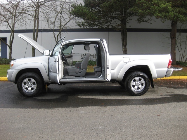 2008 Toyota Tacoma V6 Access Cab / 4x4/ Auto   - Photo 9 - Portland, OR 97217