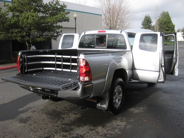 2008 Toyota Tacoma V6 Access Cab / 4x4/ Auto   - Photo 12 - Portland, OR 97217