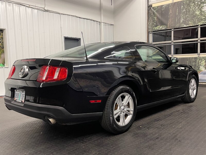 2012 Ford Mustang V6 Coupe 2Dr / 3.7L V6 / ONLY 45,000 MILES   - Photo 8 - Gladstone, OR 97027