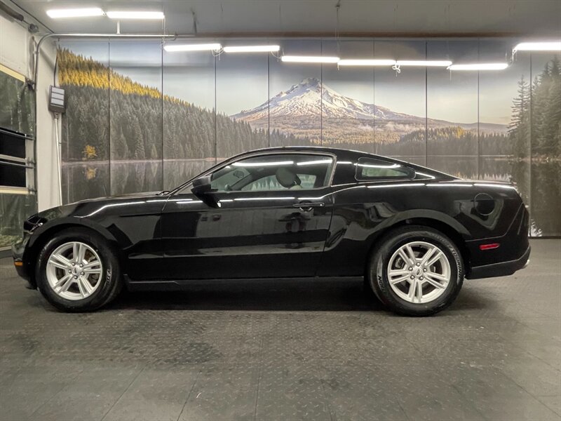 2012 Ford Mustang V6 Coupe 2Dr / 3.7L V6 / ONLY 45,000 MILES   - Photo 3 - Gladstone, OR 97027