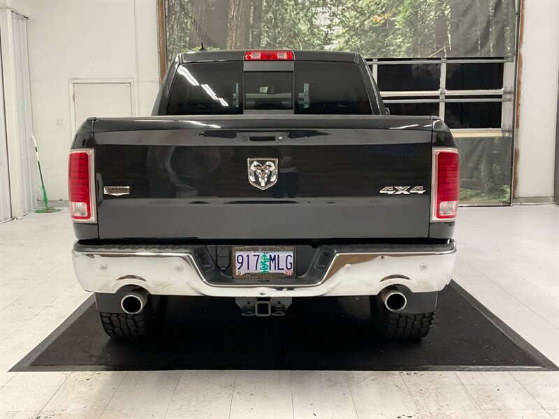 2017 RAM 1500 Laramie Crew Cab 4X4 / 5.7L V8 / Leather / LOCAL  / RUST FREE / LOCAL OREGON TRUCK / 8-Speed Transmission / Leather w. heated & cooled seats / Excel Cond!! - Photo 6 - Gladstone, OR 97027