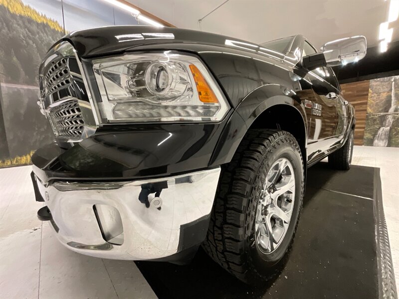 2017 RAM 1500 Laramie Crew Cab 4X4 / 5.7L V8 / Leather / LOCAL  / RUST FREE / LOCAL OREGON TRUCK / 8-Speed Transmission / Leather w. heated & cooled seats / Excel Cond!! - Photo 9 - Gladstone, OR 97027