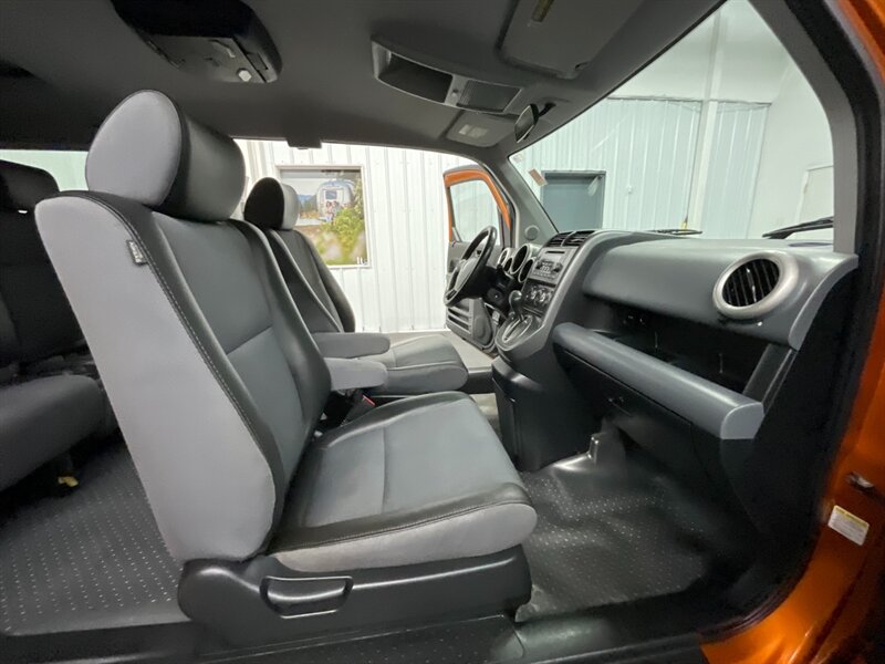 2006 Honda Element EX-P Sport Utility AWD / NEW TIRES / 88,000 MILES   - Photo 17 - Gladstone, OR 97027