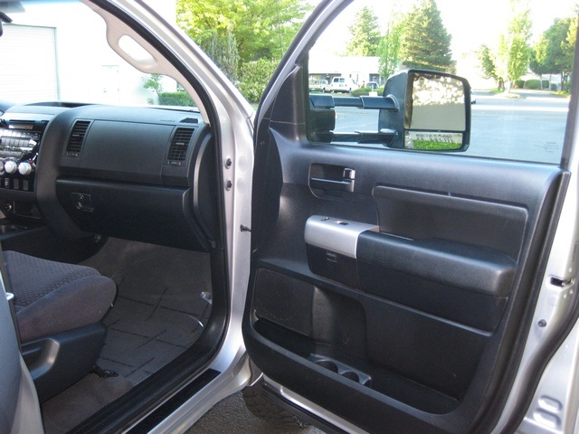 2008 Toyota Tundra SR5 4X4 V8 Double Cab / Long Bed/ Silver / 1-Owner   - Photo 39 - Portland, OR 97217