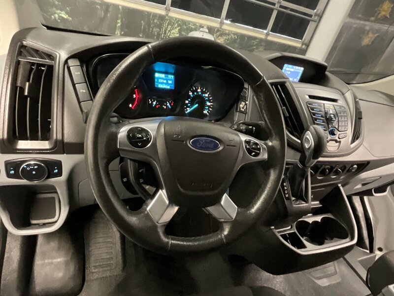 2015 Ford Transit   - Photo 32 - Gladstone, OR 97027