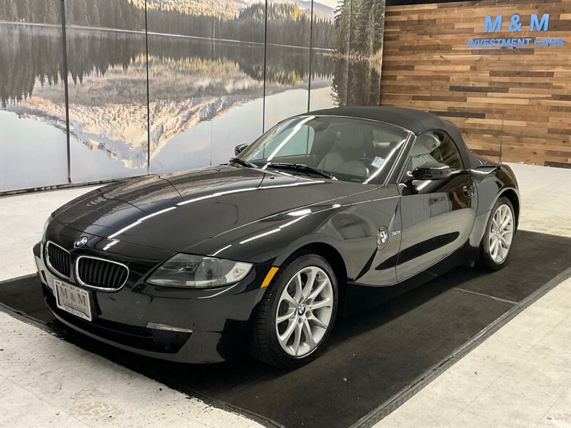 2006 BMW Z4 3.0i Convertible / Premium Package / 55,000 MILES  / Leather & Heated Seats / LOCAL CAR / Excel Cond - Photo 1 - Gladstone, OR 97027