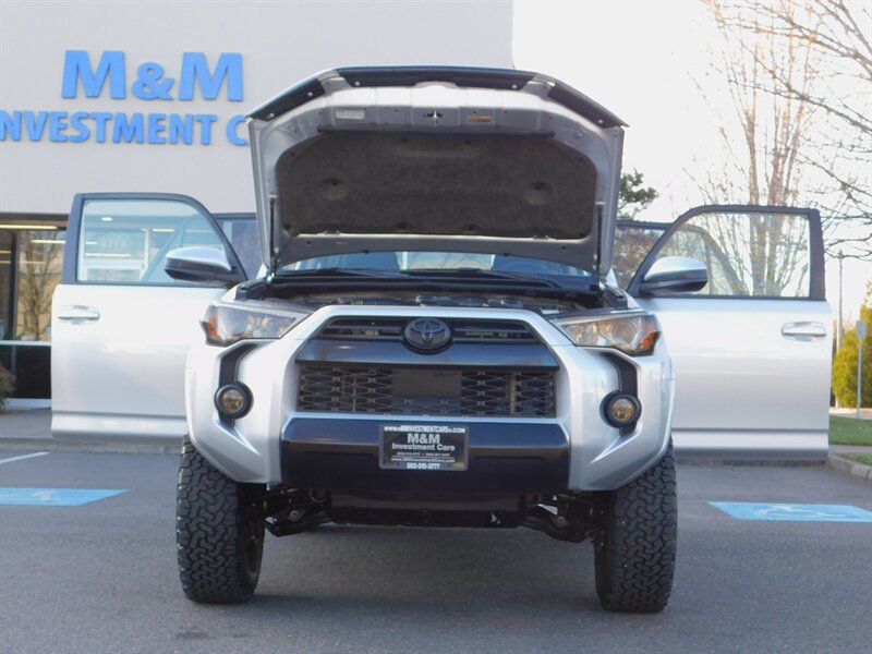 2020 Toyota 4Runner TRD Off-Road 4X4 / N   - Photo 32 - Gladstone, OR 97027