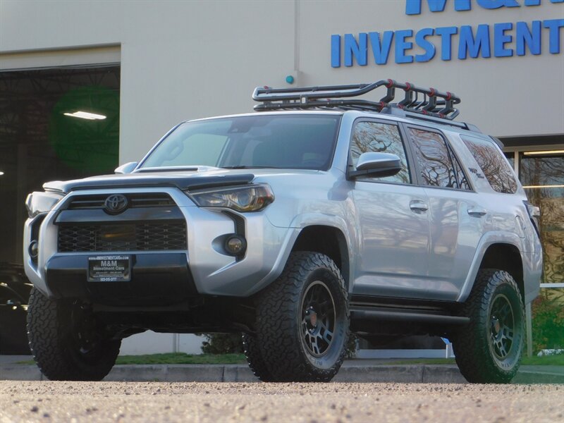 2020 Toyota 4Runner TRD Off-Road 4X4 / N   - Photo 1 - Gladstone, OR 97027