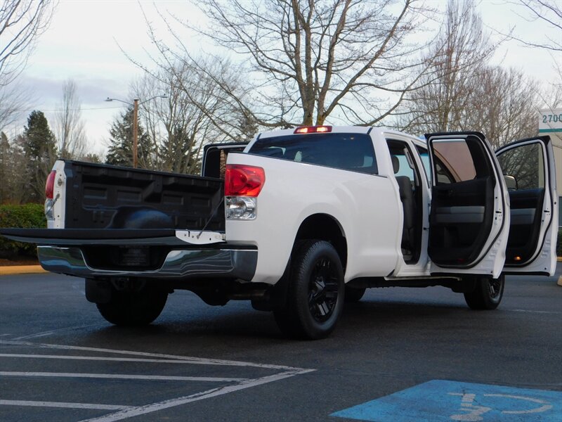 2010 Toyota Tundra DOUBLE CAB 4-Door / 4X4 / V8 , 5.7L / LONG BED   - Photo 27 - Portland, OR 97217