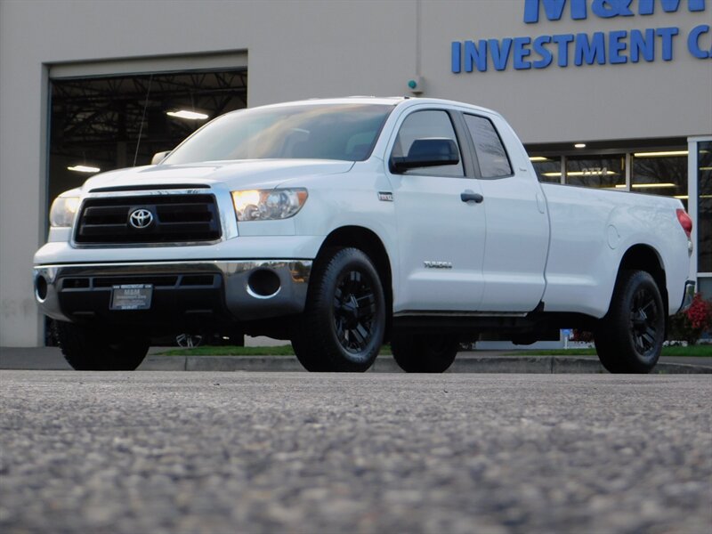 2010 Toyota Tundra DOUBLE CAB 4-Door / 4X4 / V8 , 5.7L / LONG BED   - Photo 35 - Portland, OR 97217