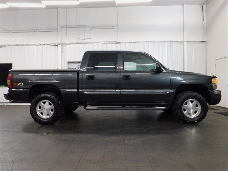 2004 GMC Sierra 1500 SLT Crew Cab 4X4 /Z7   - Photo 4 - Gladstone, OR 97027