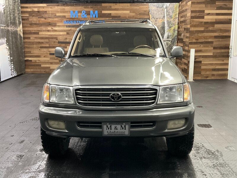 2000 Toyota Land Cruiser 4X4 / Leather / NEW LIFT KIT W/ NEW WHEELS & TIRES  RUST FREE / Backup Camera / BRAND NEW SUSPENSION LIFT KIT W/ NEW BF GOODRICH TIRES & WHEELS / SHARP & CLEAN !!! - Photo 5 - Gladstone, OR 97027