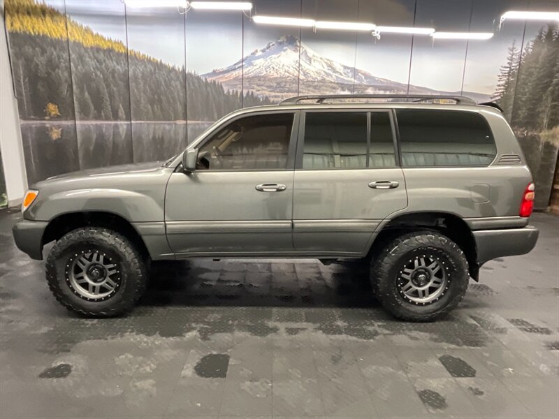 2000 Toyota Land Cruiser 4X4 / Leather / NEW LIFT KIT W/ NEW WHEELS & TIRES  RUST FREE / Backup Camera / BRAND NEW SUSPENSION LIFT KIT W/ NEW BF GOODRICH TIRES & WHEELS / SHARP & CLEAN !!! - Photo 3 - Gladstone, OR 97027