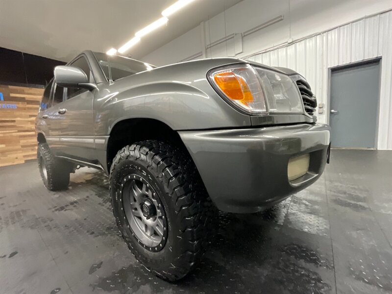 2000 Toyota Land Cruiser 4X4 / Leather / NEW LIFT KIT W/ NEW WHEELS & TIRES  RUST FREE / Backup Camera / BRAND NEW SUSPENSION LIFT KIT W/ NEW BF GOODRICH TIRES & WHEELS / SHARP & CLEAN !!! - Photo 9 - Gladstone, OR 97027