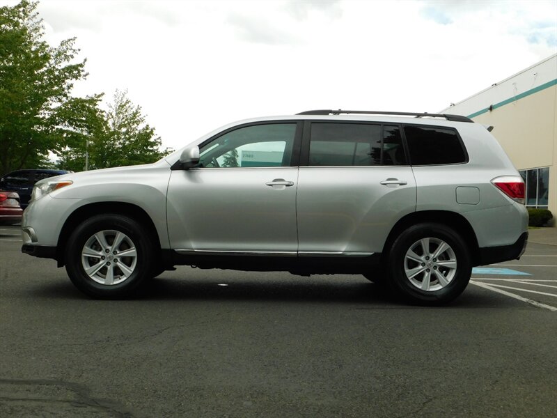 2012 Toyota Highlander AWD V6 1-Owner Local OR   - Photo 4 - Portland, OR 97217