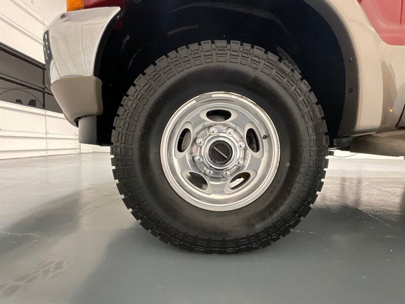 2001 Ford Excursion Limited / 4x4 / 7.3L DIESEL / LOW MILES / LOCAL  / RUST FREE / NEW TIRES / MINT COND - Photo 23 - Gladstone, OR 97027