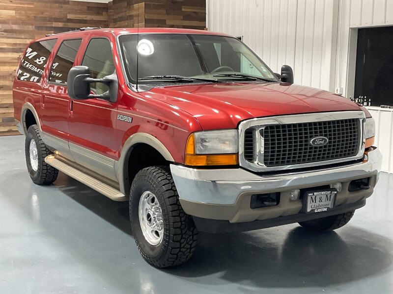 2001 Ford Excursion Limited / 4x4 / 7.3L DIESEL / LOW MILES / LOCAL  / RUST FREE / NEW TIRES / MINT COND - Photo 2 - Gladstone, OR 97027