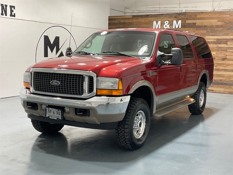 2001 Ford Excursion Limited / 4x4 / 7.3L DIESEL / LOW MILES / LOCAL  / RUST FREE / NEW TIRES / MINT COND - Photo 1 - Gladstone, OR 97027