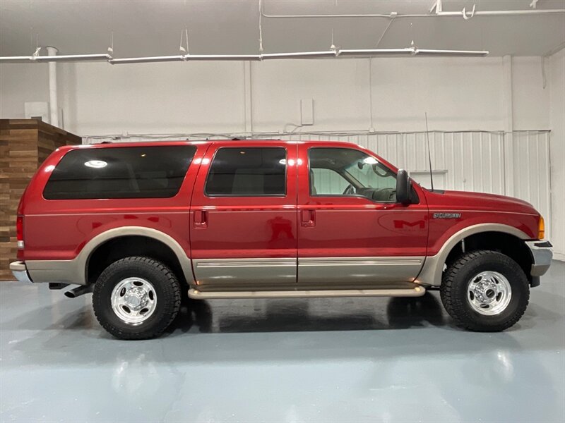 2001 Ford Excursion Limited / 4x4 / 7.3L DIESEL / LOW MILES / LOCAL  / RUST FREE / NEW TIRES / MINT COND - Photo 4 - Gladstone, OR 97027