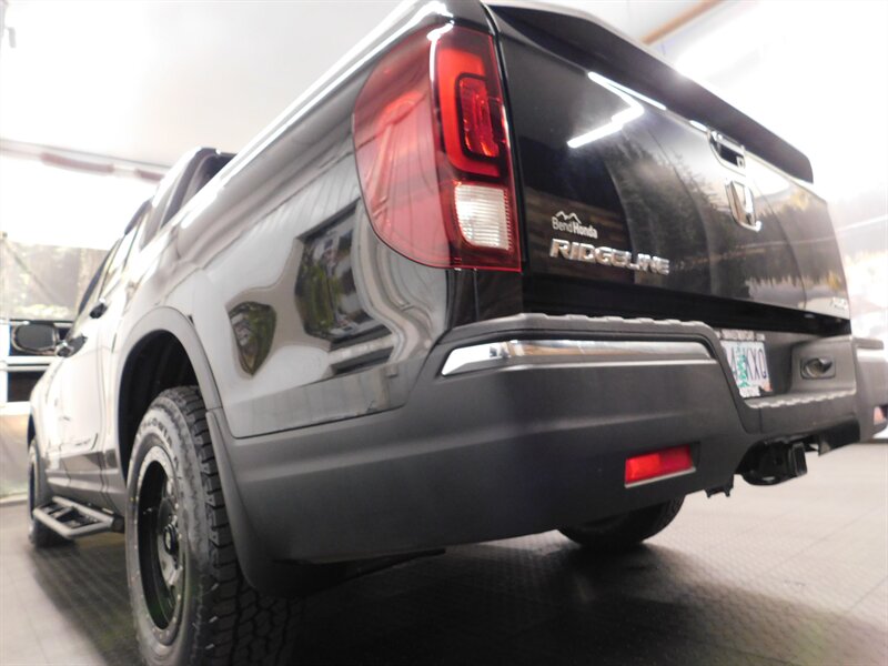 2018 Honda Ridgeline Sport Pickup 4X4 / Backup Camera / WHEELS & TIRES   - Photo 10 - Gladstone, OR 97027