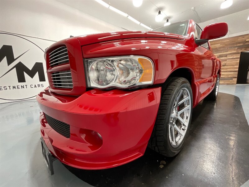 2005 Dodge Ram 1500 SRT-10 / 8.3L V10 VIPER / 6-SPEED / 58K MILES  / BEAUTIFUL CONDITION - Photo 35 - Gladstone, OR 97027