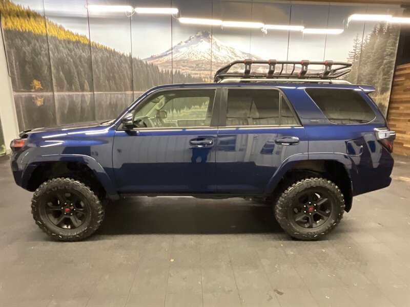 2017 Toyota 4Runner SR5 Premium 4X4 / Leather / LIFTED w/ NEW TIRES  NEW LIFT KIT w/ NEW 33 " MUD TIRES / LUGGAGE RACK / LOCAL & SHARP!! - Photo 3 - Gladstone, OR 97027