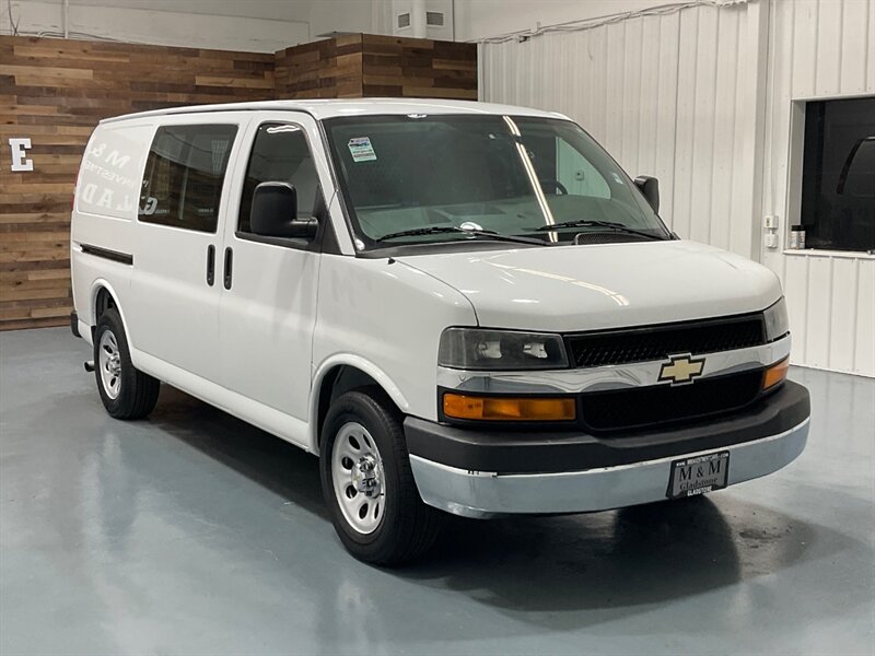 2012 Chevrolet Express 1500 CARGO VAN / 4.3L V6 / LOCAL VAN / 128K MILES   - Photo 2 - Gladstone, OR 97027