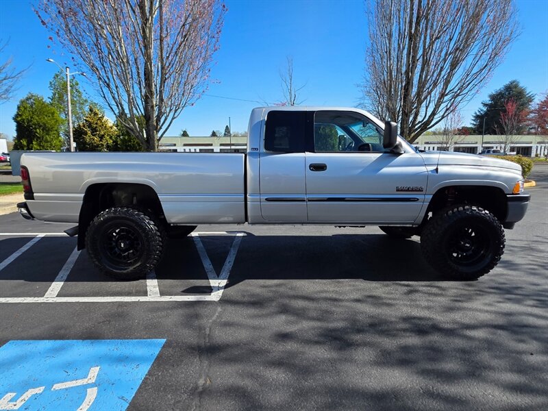 2001 Dodge Ram 2500 4X4 / 5.9L DIESEL / LONG BED / NEW TIRES / 1-OWNER  / CUMMINS / NEW WHEELS / NO RUST / LOCAL / LIFTED - Photo 4 - Portland, OR 97217