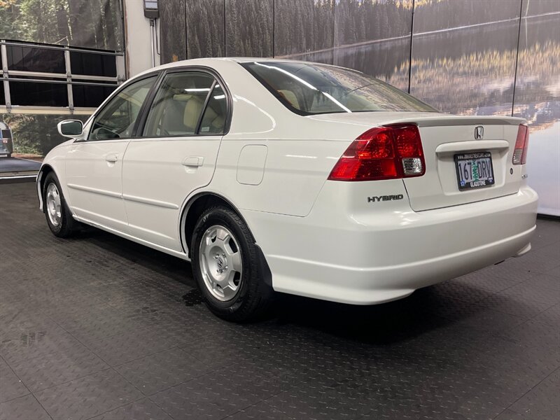 2005 Honda Civic Hybrid Sedan / Autom   - Photo 7 - Gladstone, OR 97027