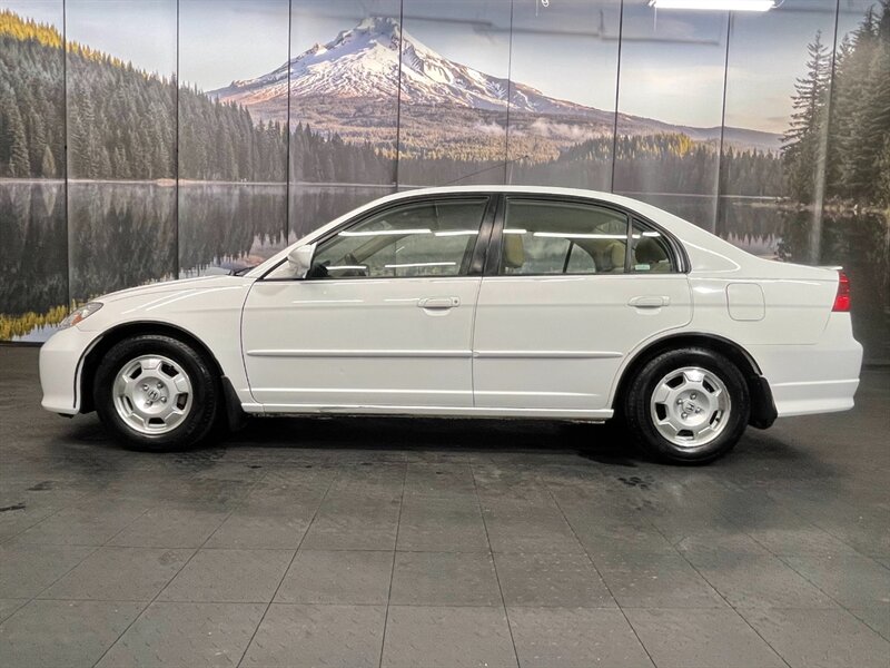 2005 Honda Civic Hybrid Sedan / Autom   - Photo 3 - Gladstone, OR 97027