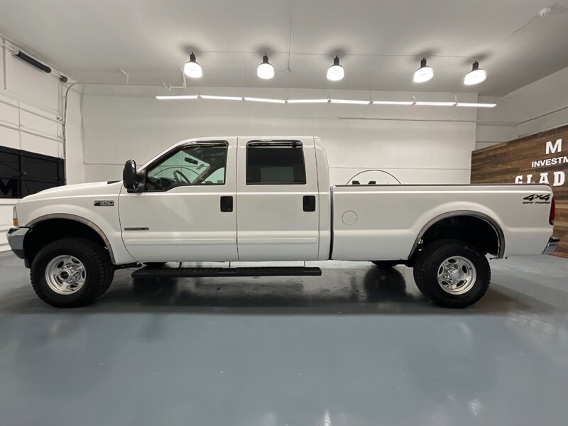 2002 Ford F-350 Lariat  / 4X4 / Crew Cab / 7.3L DIESEL / 1-OWNER  / LEATHER / LOCAL TRUCK / LOW MILES - Photo 3 - Gladstone, OR 97027