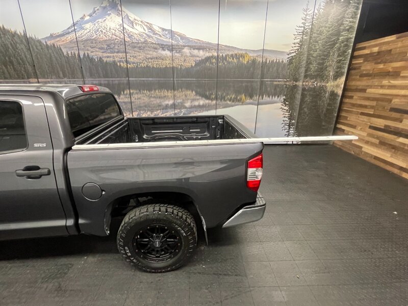 2014 Toyota Tundra SR5 Crew Max 4X4 / 5.7L V8 / BRAND NEW TIRES   - Photo 44 - Gladstone, OR 97027