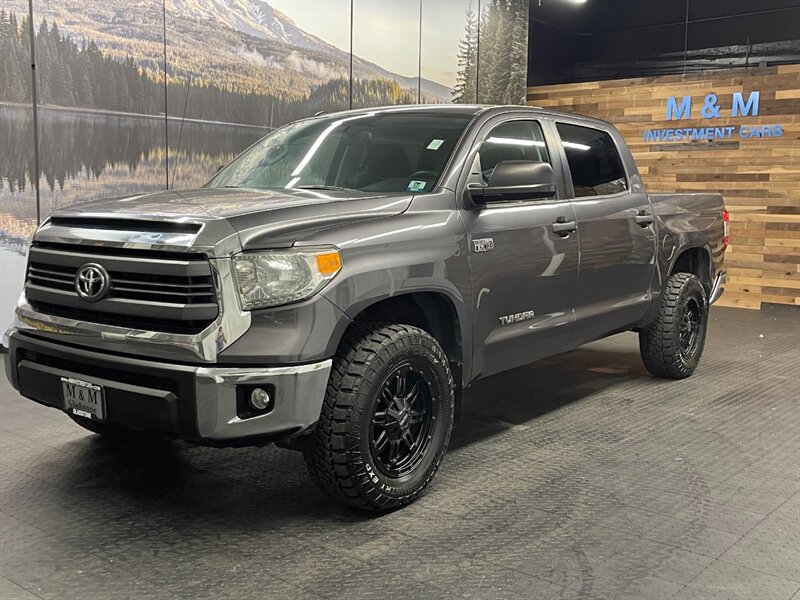 2014 Toyota Tundra SR5 Crew Max 4X4 / 5.7L V8 / BRAND NEW TIRES   - Photo 25 - Gladstone, OR 97027