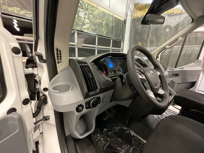 2017 Ford Transit CARGO VAN 350 / 3.2L 5Cyl DIESEL / HIGHROOF  / LONG WHEEL BASE / EXTRA REAR SEAT / LOCAL VAN / DIESEL - Photo 32 - Gladstone, OR 97027