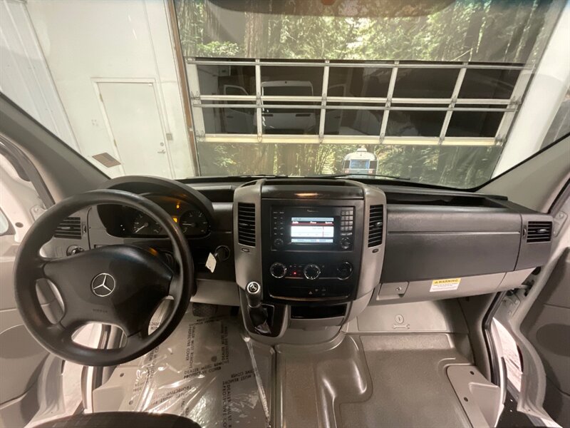 2016 Mercedes-Benz Sprinter 2500 Cargo Van Crew / 2.1L 4Cyl DIESEL / 81K MILES  / 5-Passenger w. CARGO AREA / Standard Roof & 144 " WB / NEW TIRES - Photo 33 - Gladstone, OR 97027