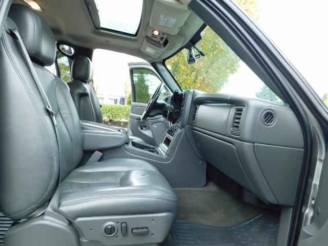 2007 Chevrolet Silverado 3500 Classic LT3 4dr Crew Cab / 4X4 / 6.6L DURAMAX / DUALLY/LBZ   - Photo 16 - Portland, OR 97217