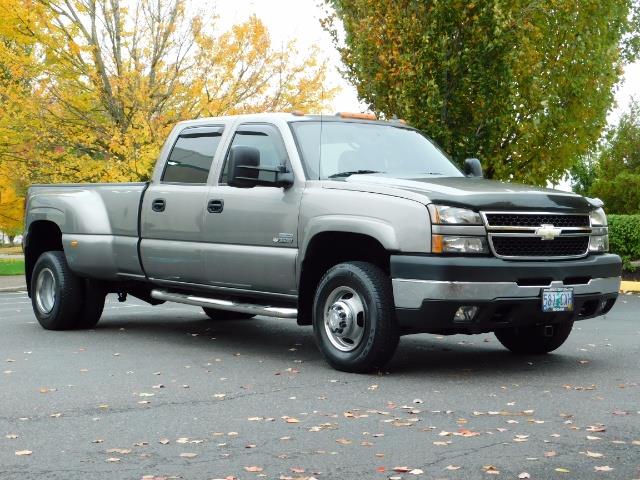 2007 Chevrolet Silverado 3500 Classic LT3 4dr Crew Cab / 4X4 / 6.6L DURAMAX / DUALLY/LBZ   - Photo 2 - Portland, OR 97217