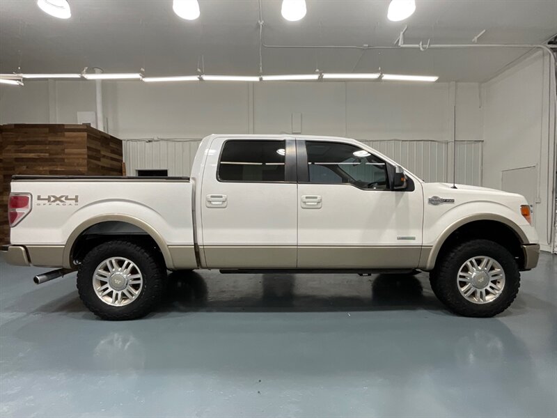 2012 Ford F-150 King Ranch Crew Cab 4X4 / 3.5L V6 ECOBOOST /LOADED  / Leather Heated Seats / Navigation & Camera / NO RUST - Photo 4 - Gladstone, OR 97027