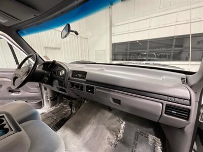 1996 Ford F-250 XLT 4X4 7.3L DIESEL / NEW TIRES / ZERO RUST  / LONG BED / Towing Pkg / Spray in bed liner - Photo 16 - Gladstone, OR 97027