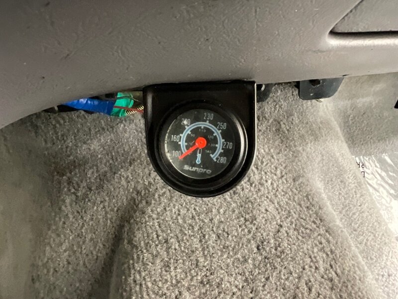 1996 Ford F-250 XLT 4X4 7.3L DIESEL / NEW TIRES / ZERO RUST  / LONG BED / Towing Pkg / Spray in bed liner - Photo 41 - Gladstone, OR 97027