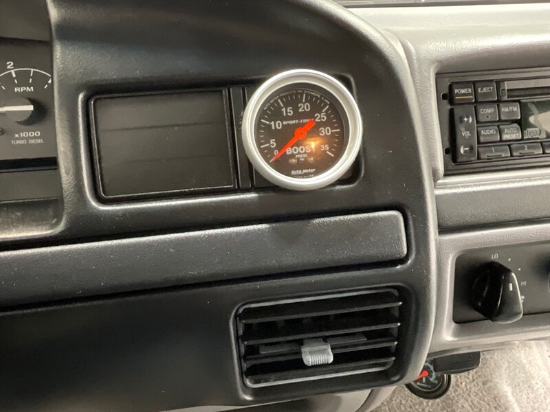 1996 Ford F-250 XLT 4X4 7.3L DIESEL / NEW TIRES / ZERO RUST  / LONG BED / Towing Pkg / Spray in bed liner - Photo 40 - Gladstone, OR 97027