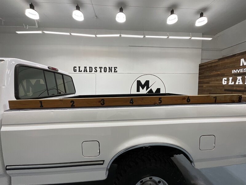 1996 Ford F-250 XLT 4X4 7.3L DIESEL / NEW TIRES / ZERO RUST  / LONG BED / Towing Pkg / Spray in bed liner - Photo 9 - Gladstone, OR 97027