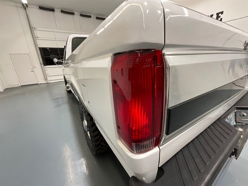 1996 Ford F-250 XLT 4X4 7.3L DIESEL / NEW TIRES / ZERO RUST  / LONG BED / Towing Pkg / Spray in bed liner - Photo 28 - Gladstone, OR 97027