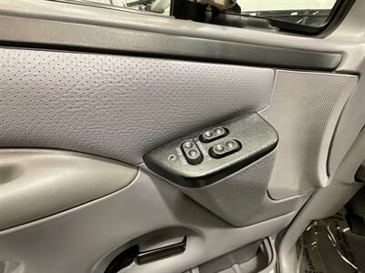 1996 Ford F-250 XLT 4X4 7.3L DIESEL / NEW TIRES / ZERO RUST  / LONG BED / Towing Pkg / Spray in bed liner - Photo 20 - Gladstone, OR 97027