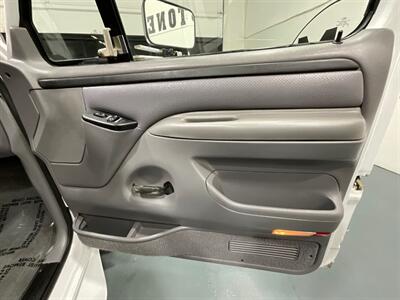 1996 Ford F-250 XLT 4X4 7.3L DIESEL / NEW TIRES / ZERO RUST  / LONG BED / Towing Pkg / Spray in bed liner - Photo 33 - Gladstone, OR 97027