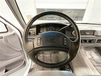 1996 Ford F-250 XLT 4X4 7.3L DIESEL / NEW TIRES / ZERO RUST  / LONG BED / Towing Pkg / Spray in bed liner - Photo 21 - Gladstone, OR 97027